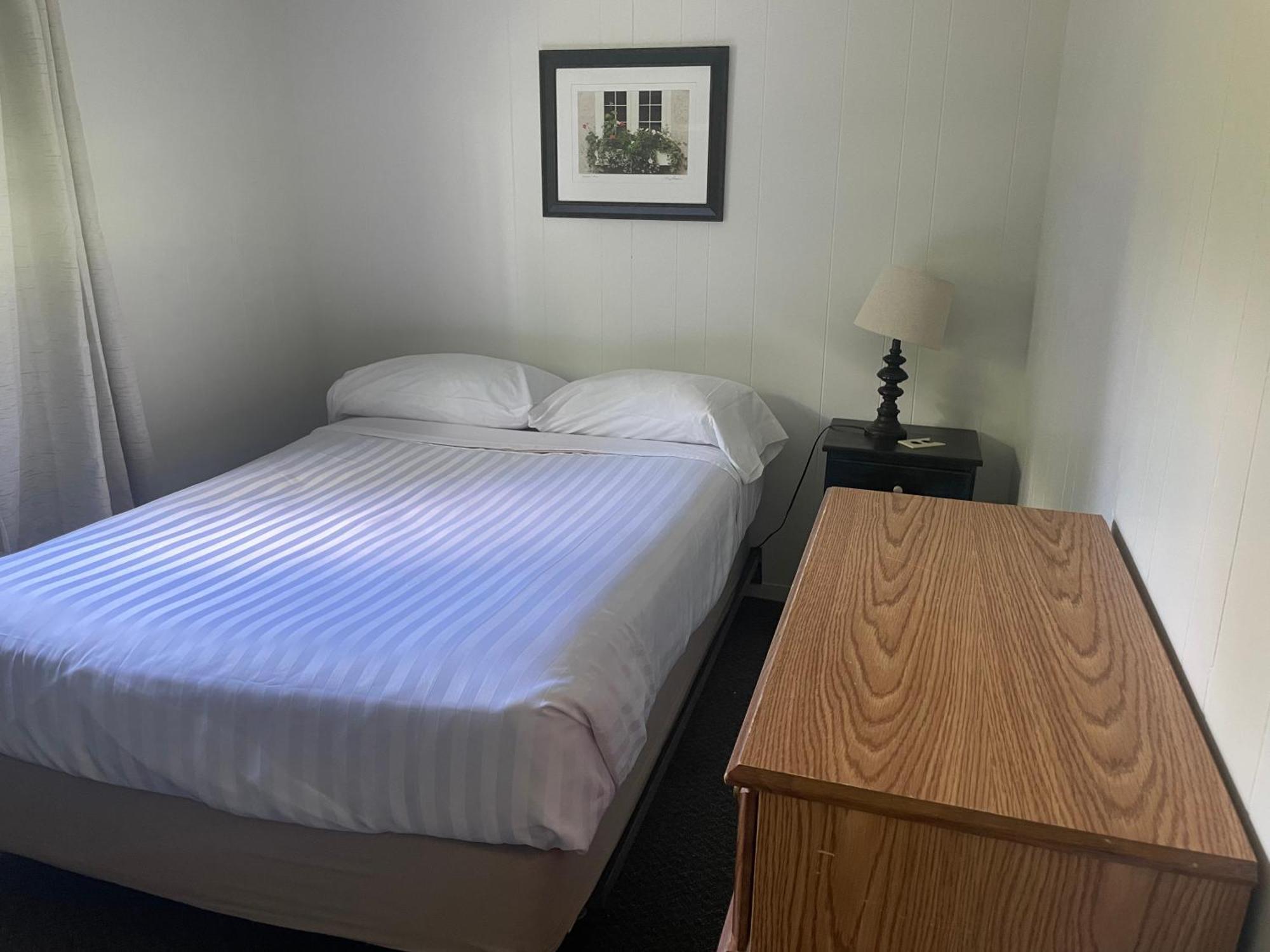 Colonial Bay Motel And Cottages Huntsville Eksteriør bilde