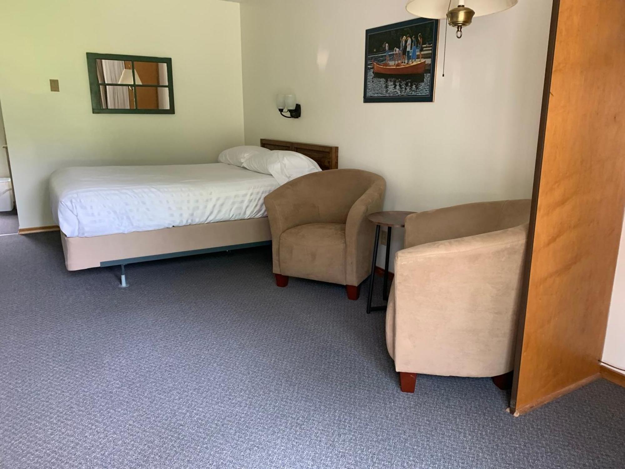 Colonial Bay Motel And Cottages Huntsville Eksteriør bilde